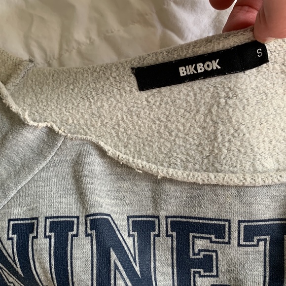 Austin Off The Shoulder Sweatshirt - Picture 4 of 4